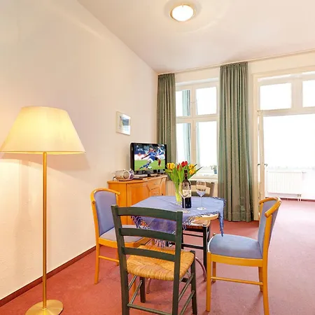 Idyll, Haupthaus, Whg 657 * Зеллин